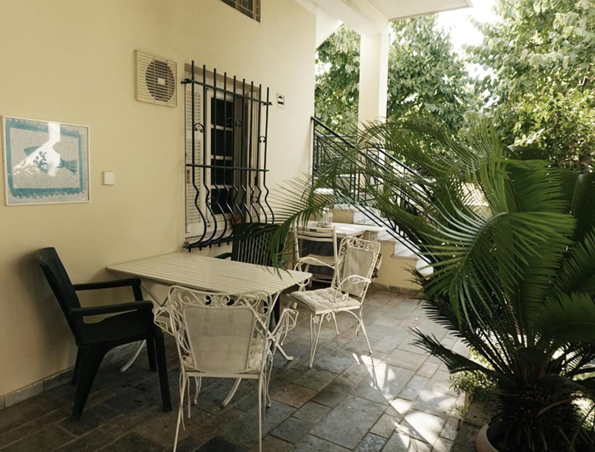 Independent Entrance Apt - 130M2 - Garden - Private Parking Leilighet Athen Eksteriør bilde